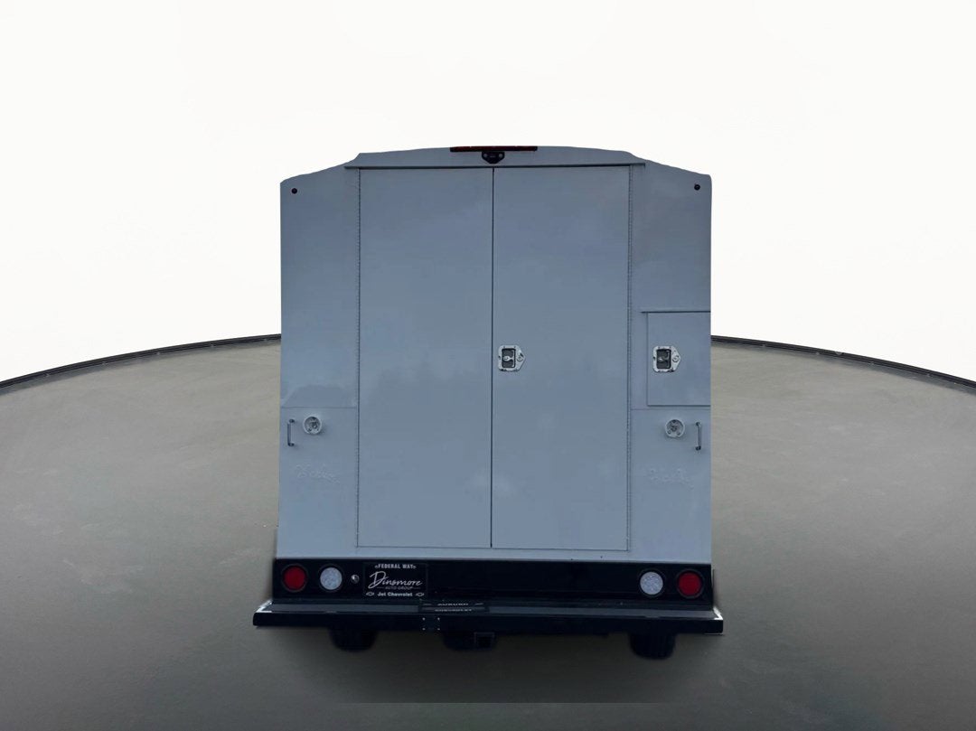 2026 Chevrolet Express Cutaway 3500 1WT