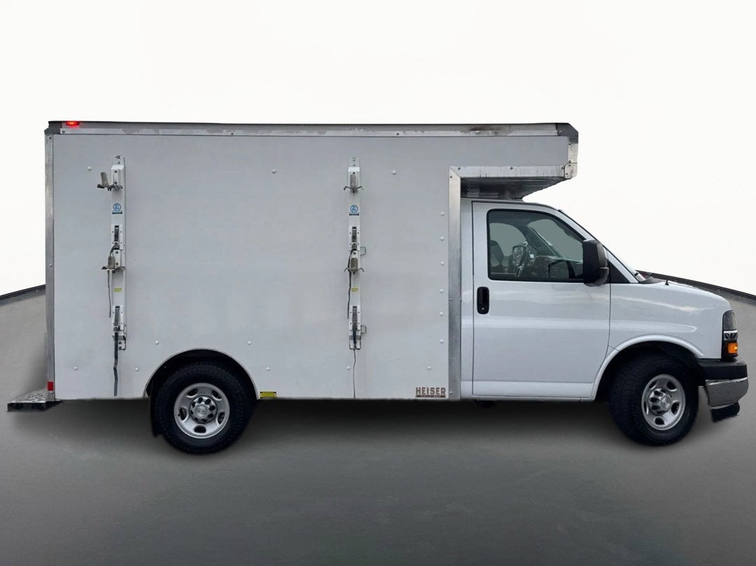 2018 Chevrolet Express Cutaway 3500 Work Van