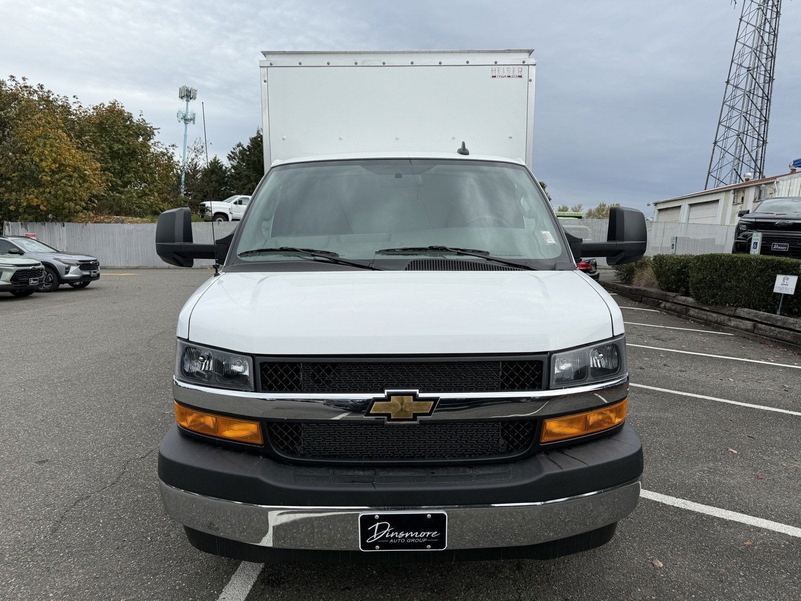 2024 Chevrolet Express Cutaway 3500 1WT