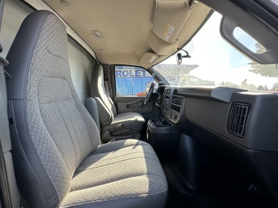 2024 Chevrolet Express Cutaway 3500 1WT