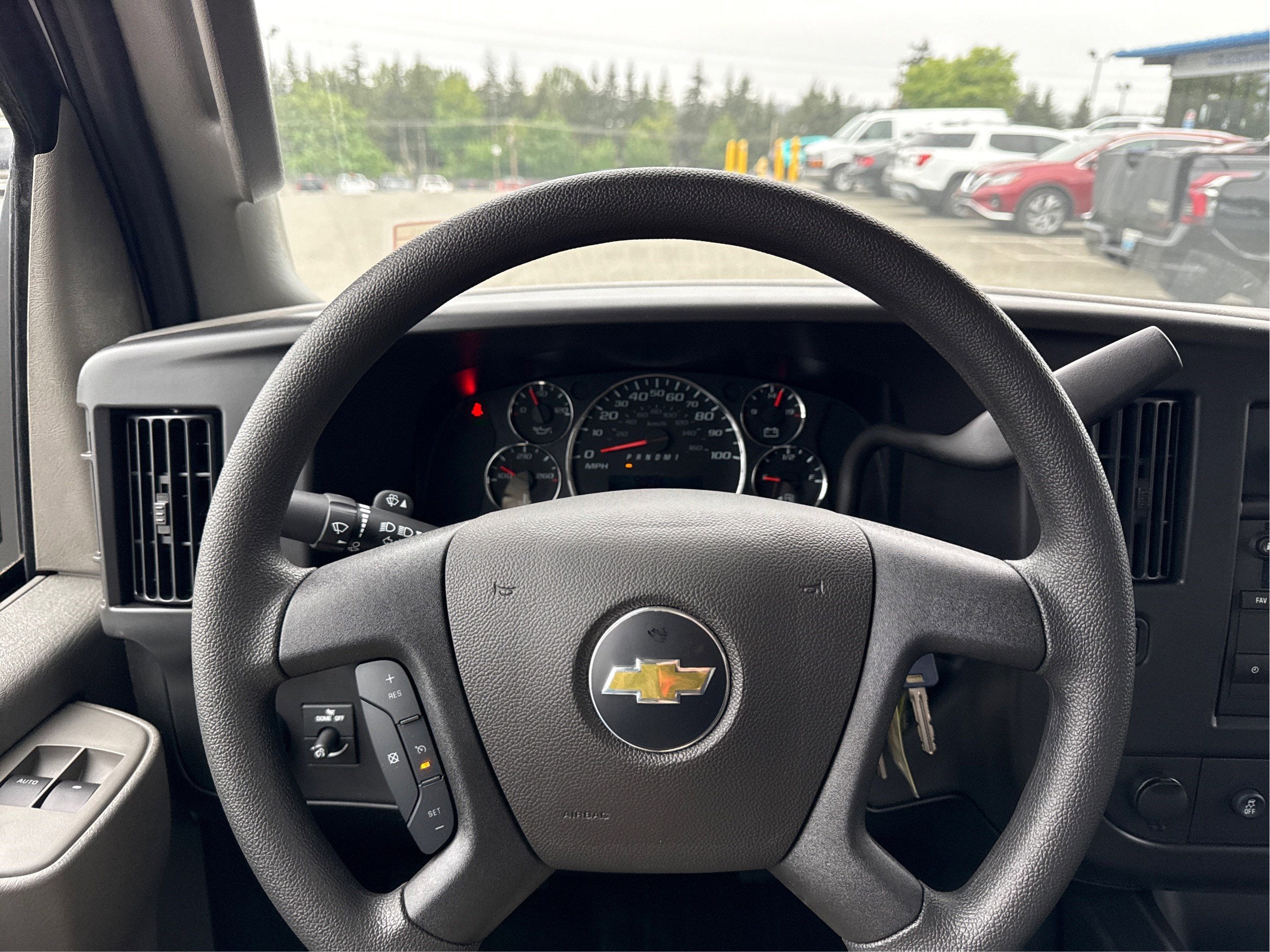 2026 Chevrolet Express Cutaway 3500 1WT