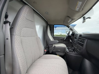 2024 Chevrolet Express Cutaway 3500 1WT