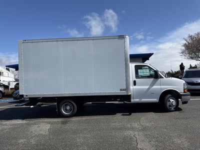 2024 Chevrolet Express Cutaway 3500 1WT