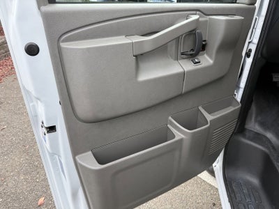 2024 Chevrolet Express Cutaway 3500 1WT