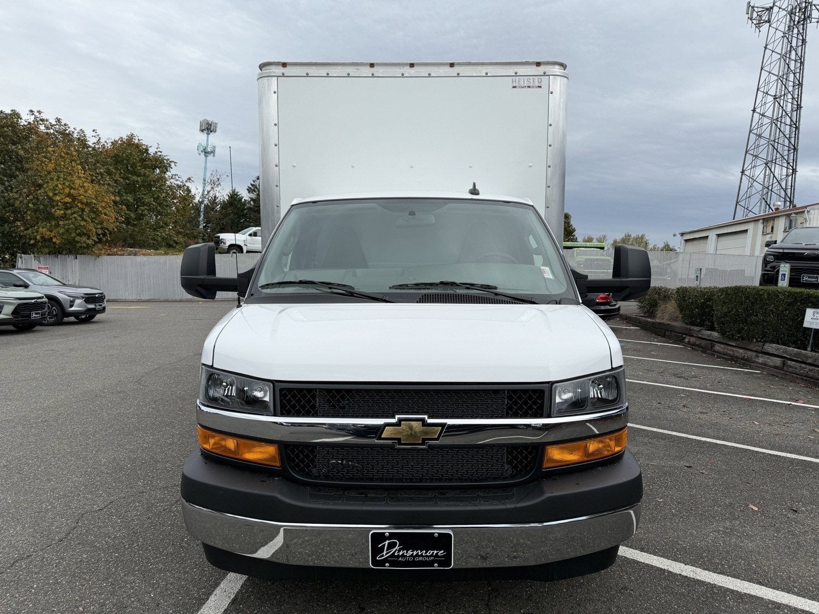 2024 Chevrolet Express Cutaway 3500 1WT