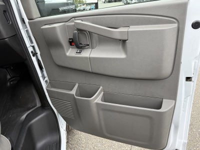 2024 Chevrolet Express Cutaway 3500 1WT