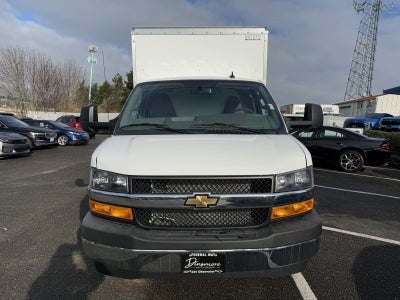 2024 Chevrolet Express Cutaway 3500 1WT