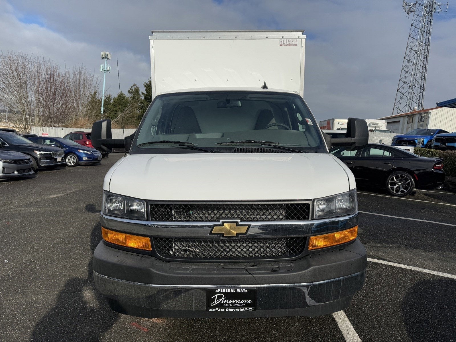 2024 Chevrolet Express Cutaway 3500 1WT
