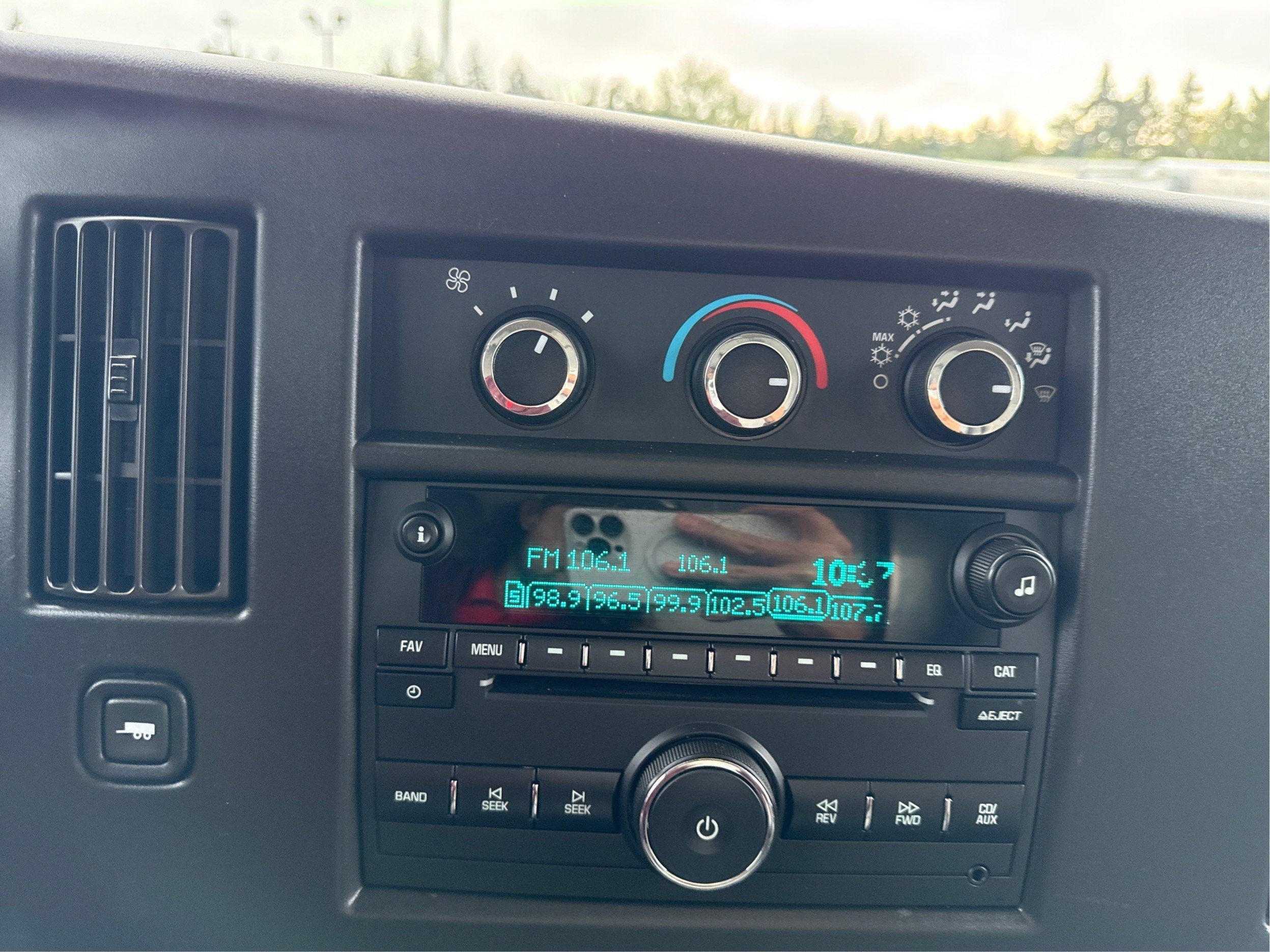 2020 Chevrolet Express Cutaway 3500 Work Van