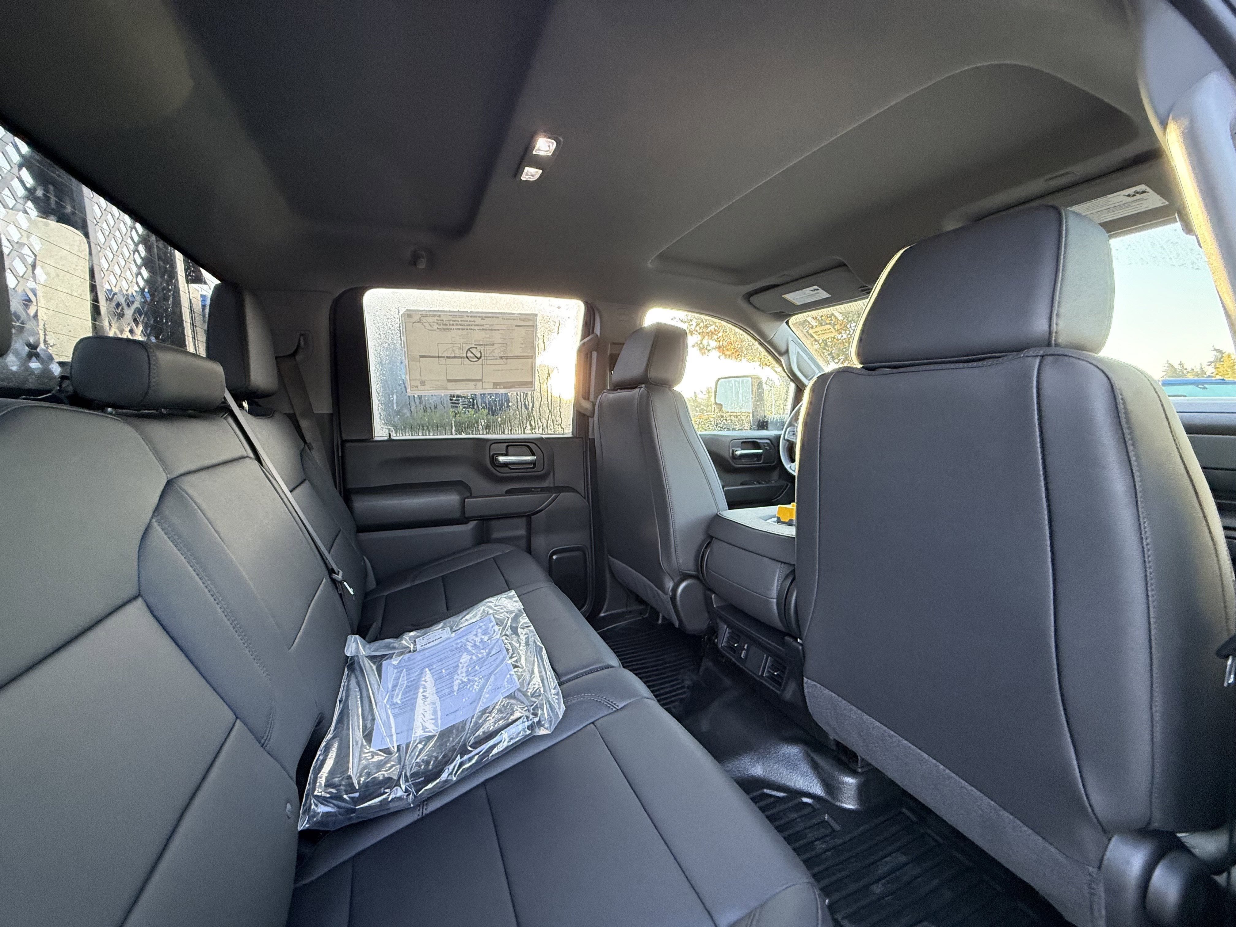 2025 Chevrolet Silverado 3500 HD Chassis Cab Work Truck