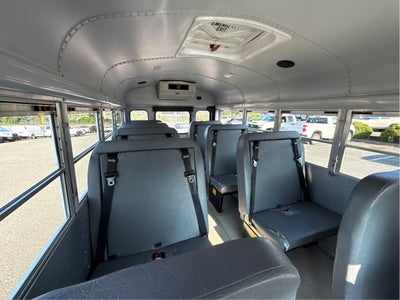 2005 Chevrolet Express Cutaway 3500 C6Y