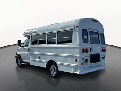 2005 Chevrolet Express Cutaway 3500 C6Y