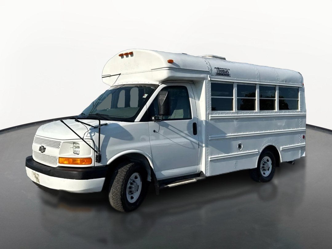 2005 Chevrolet Express Cutaway 3500 C6Y
