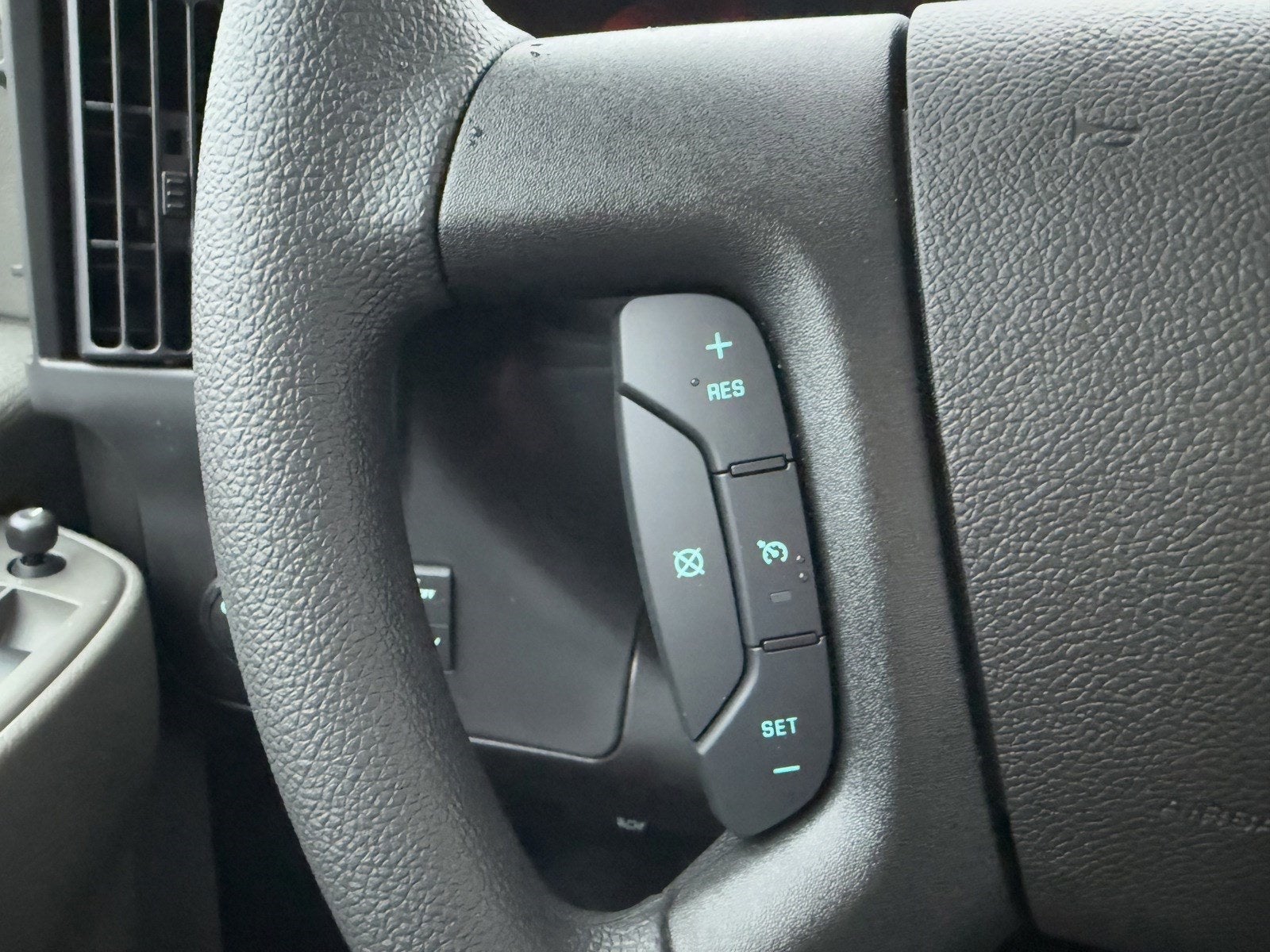 2024 Chevrolet Express Cargo 3500 WT