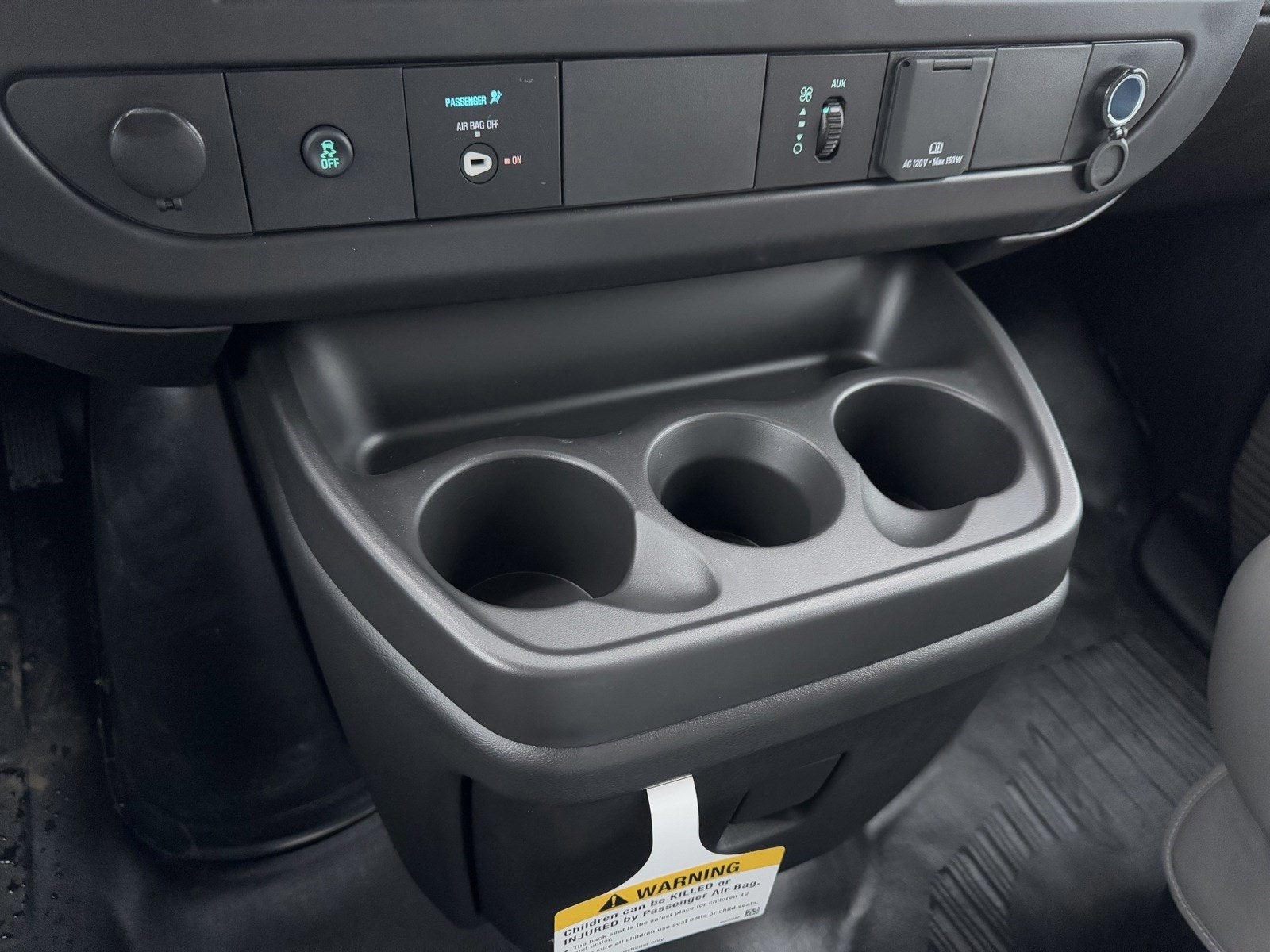 2024 Chevrolet Express Cargo 3500 WT