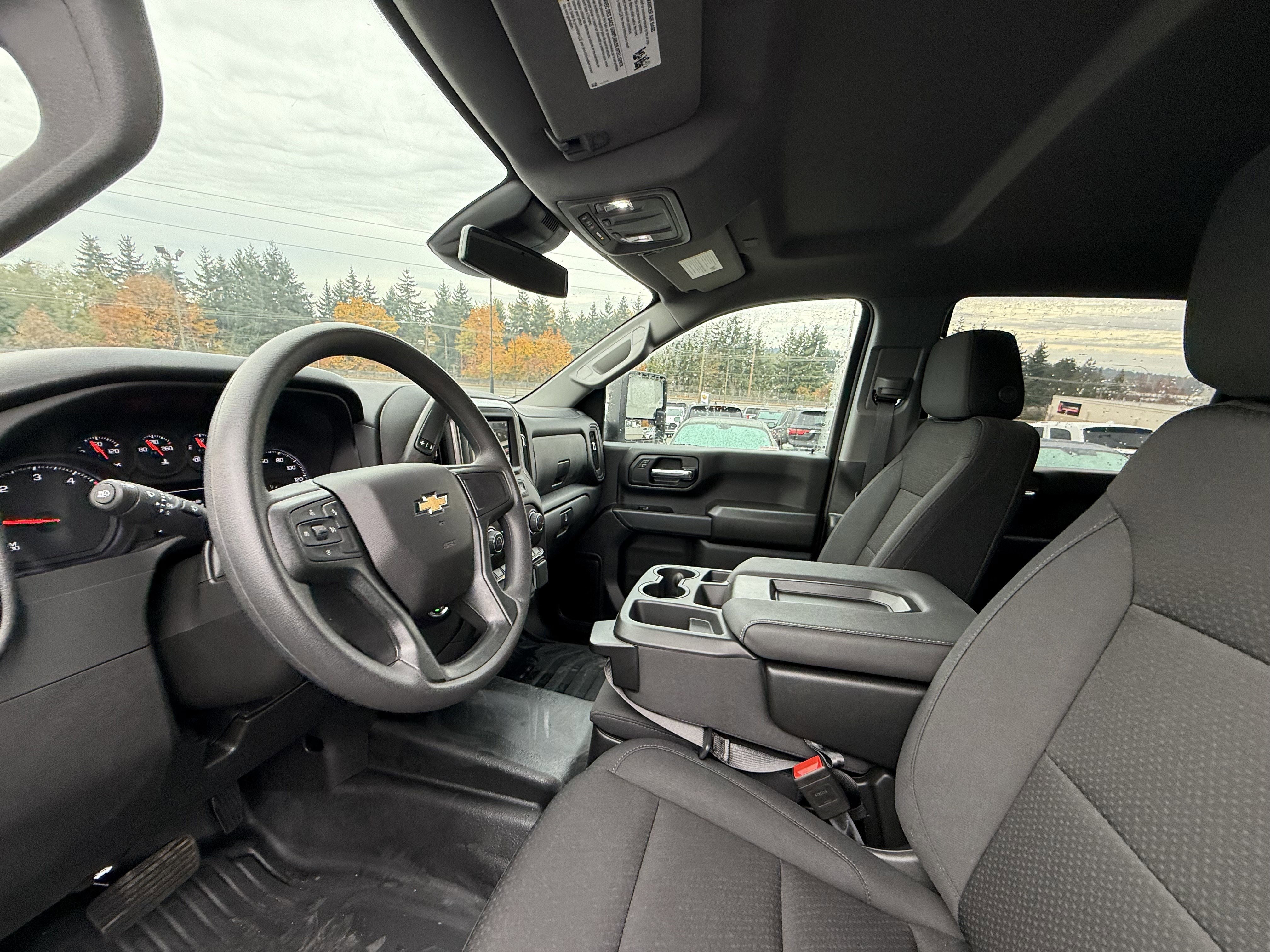 2025 Chevrolet Silverado 3500 HD WT