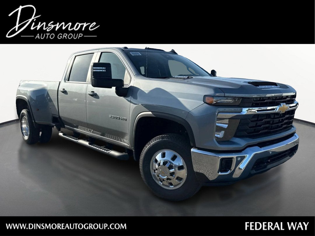 2026 Chevrolet Silverado HD LT 4WD Crew Cab Long Box DRW's photo