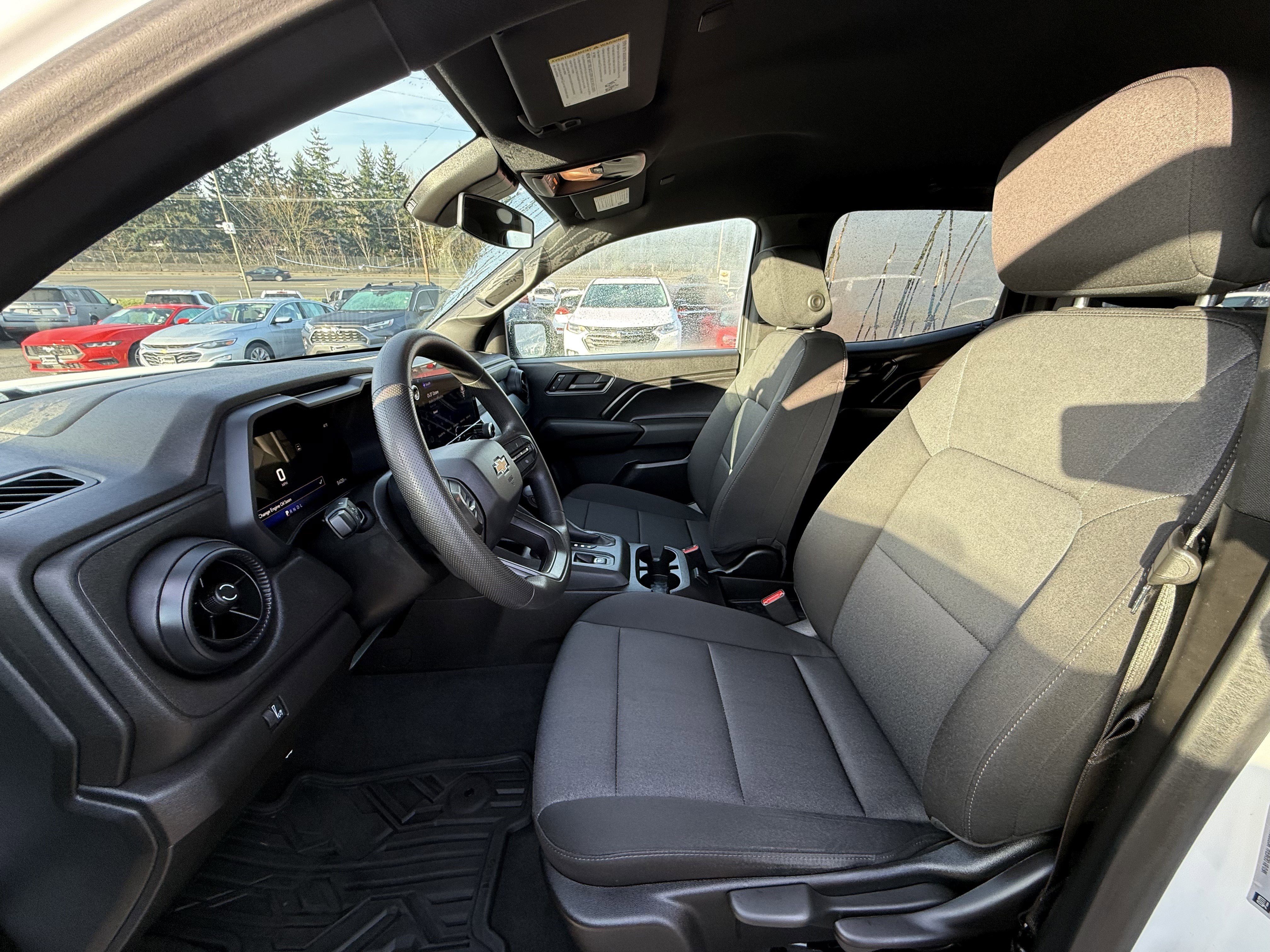 2024 Chevrolet Colorado WT