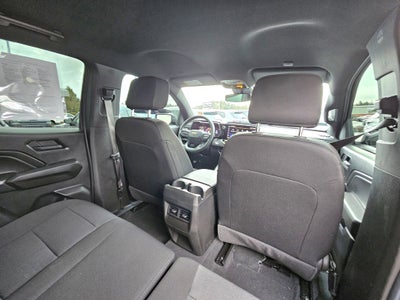 2025 Chevrolet Colorado WT/LT