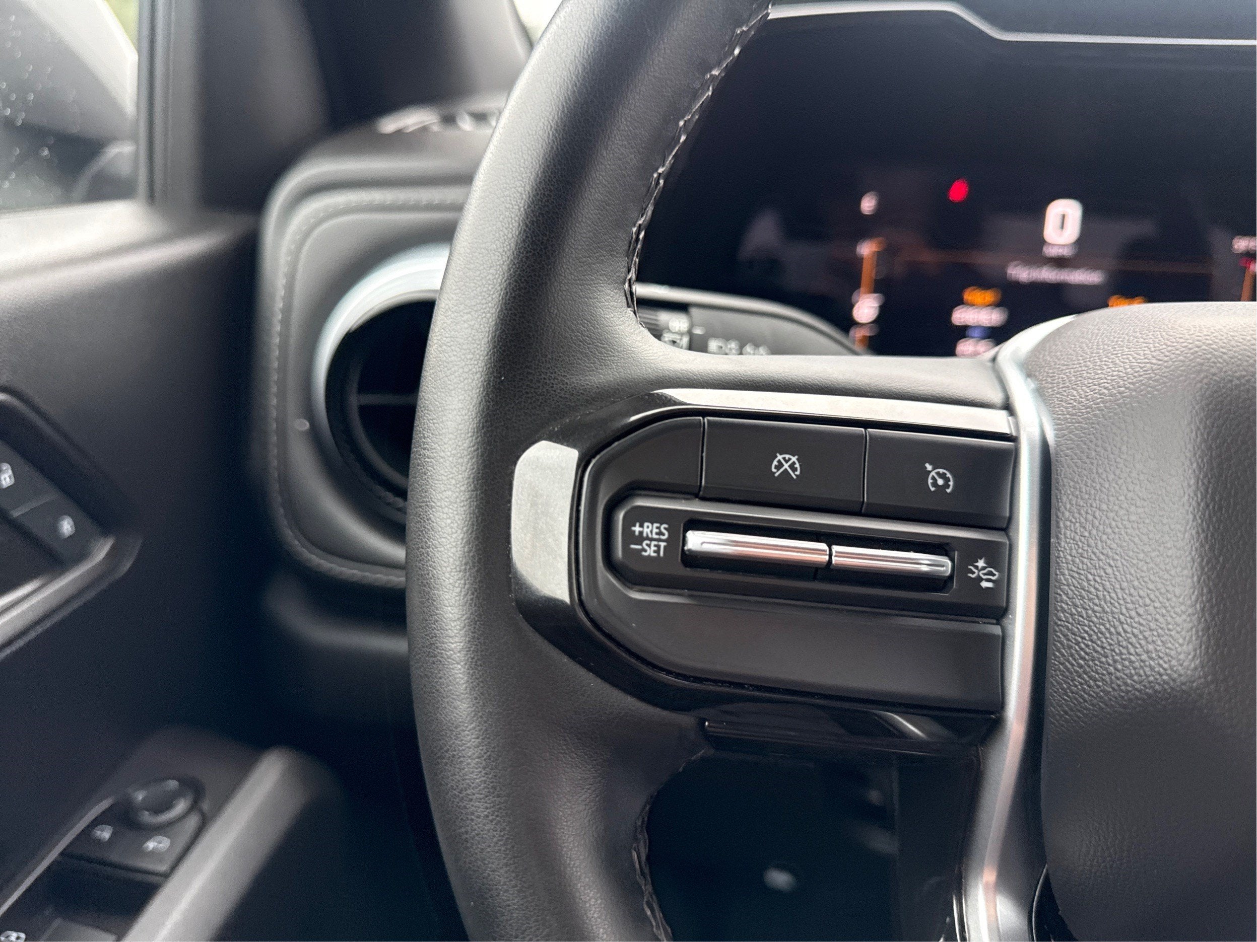2023 Chevrolet Colorado 4WD LT