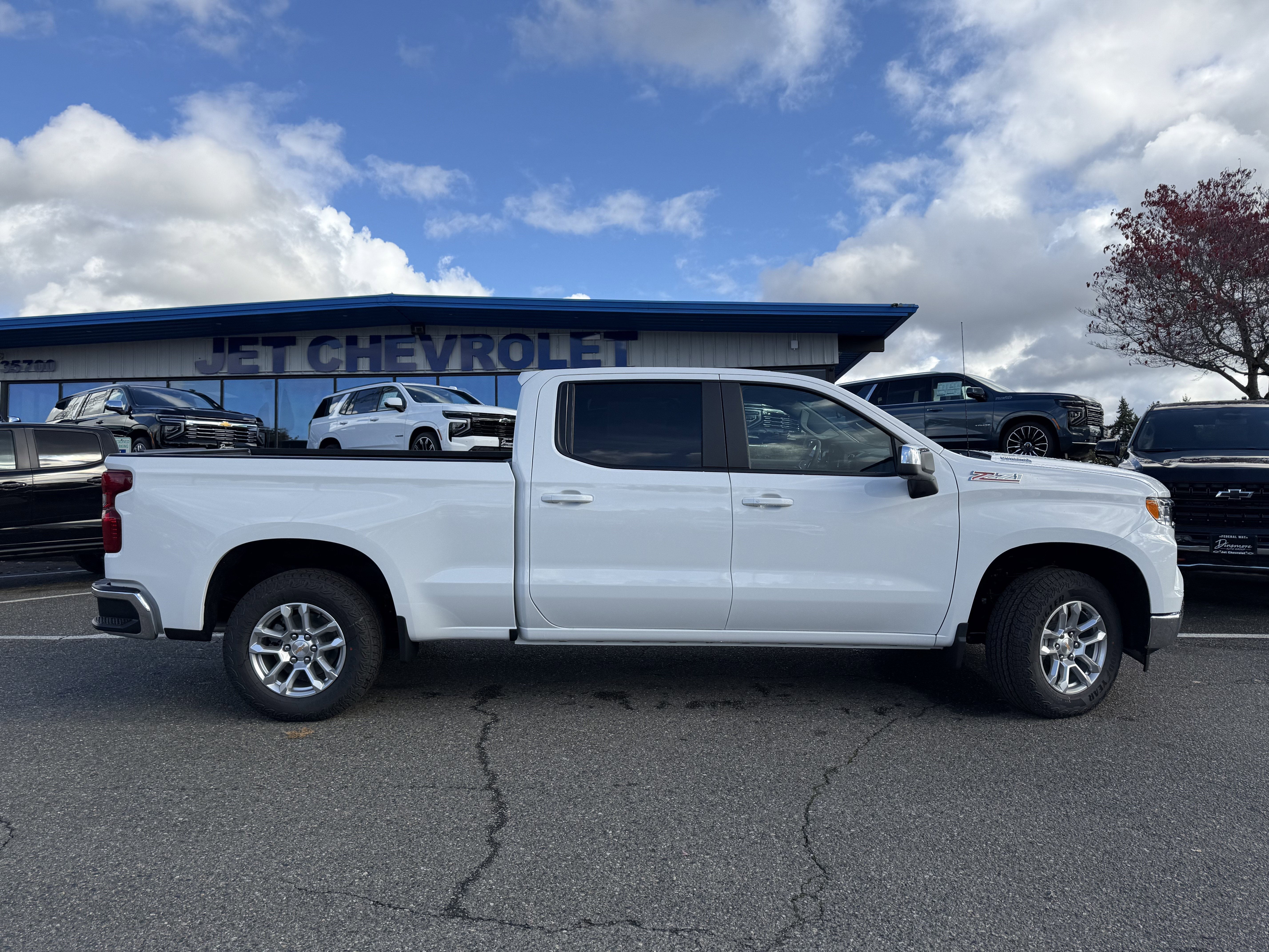 2026 Chevrolet Silverado 1500 LT