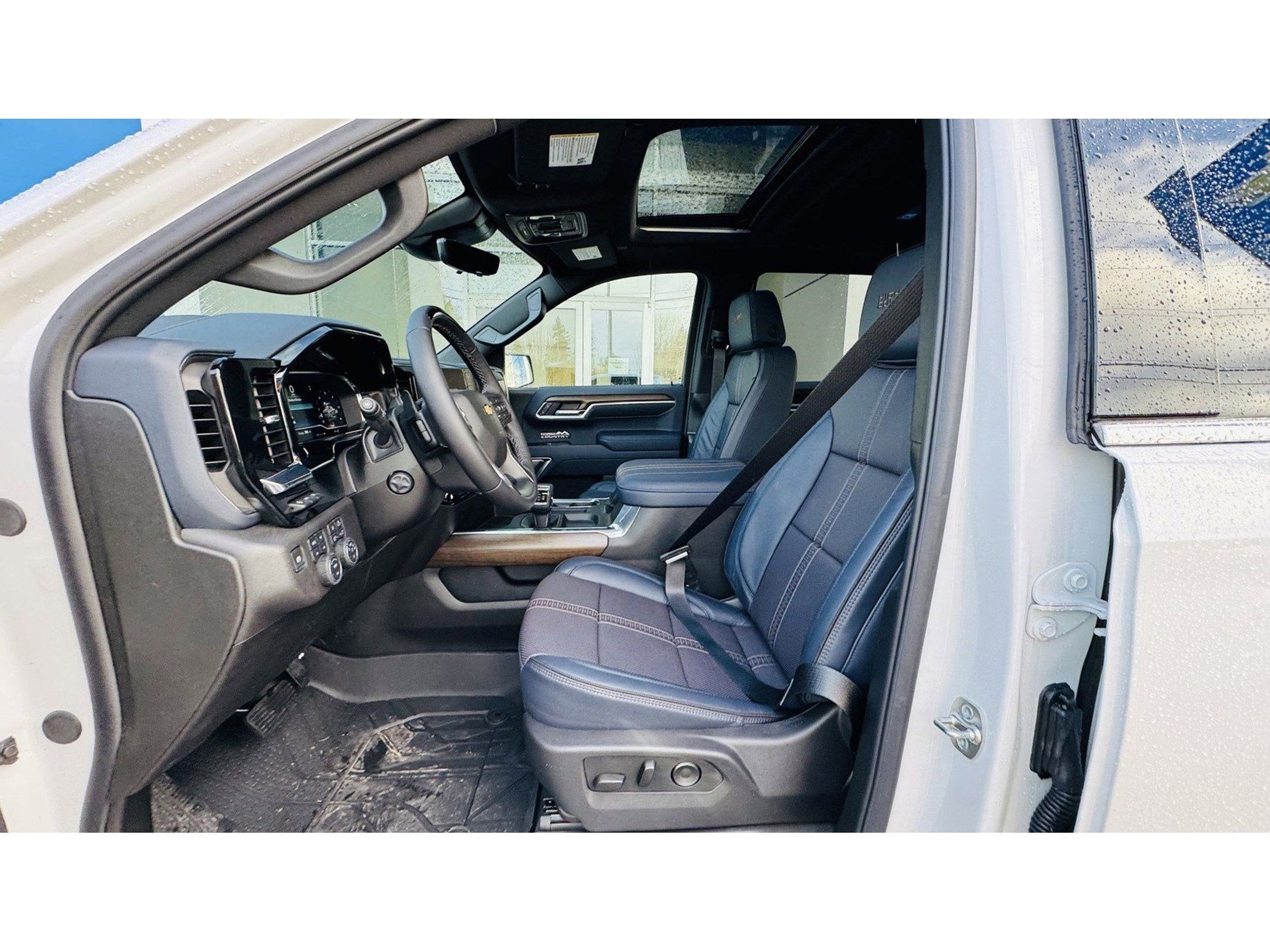 2025 Chevrolet Silverado 1500 High Country