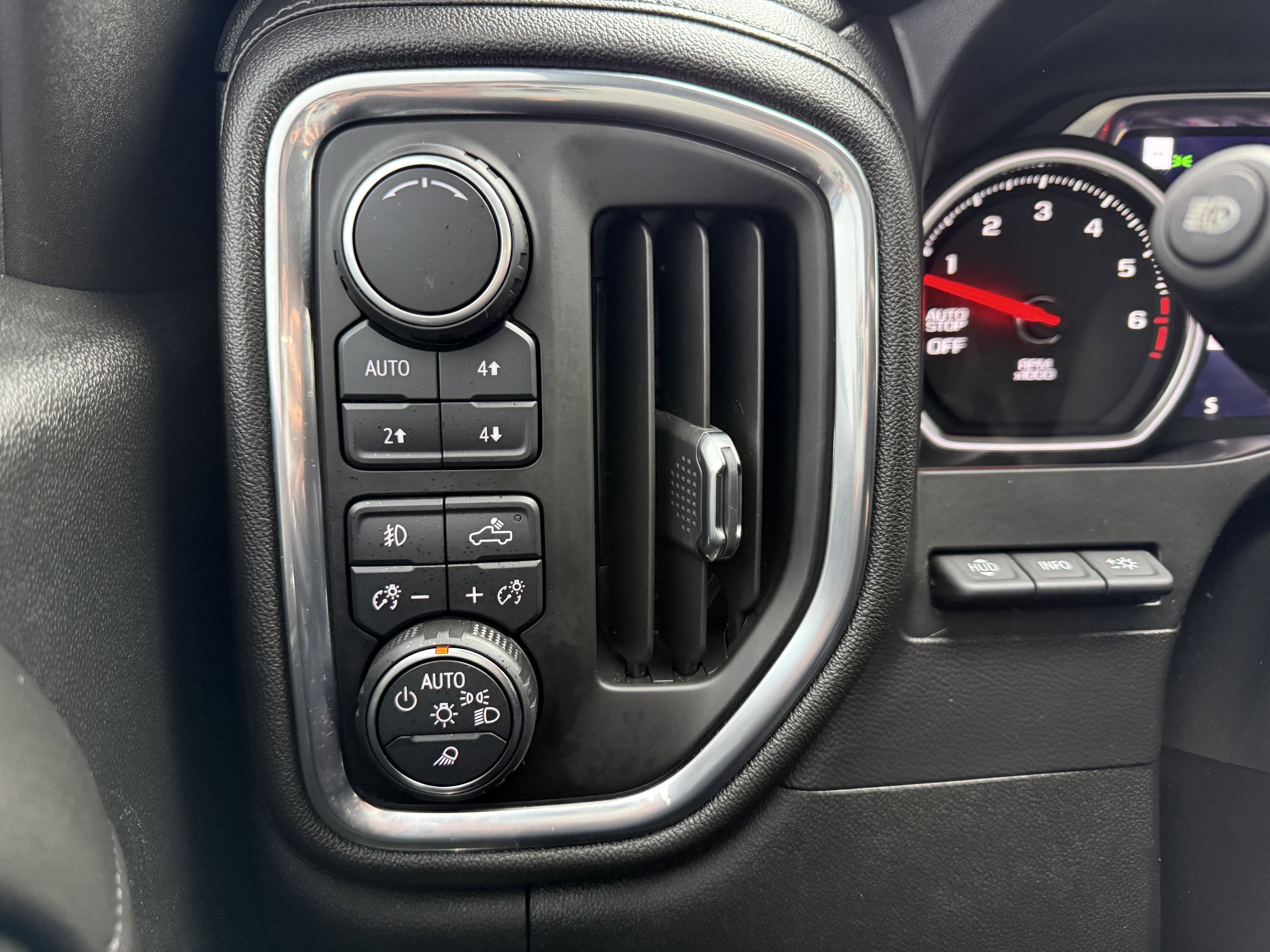 2019 Chevrolet Silverado 1500 High Country