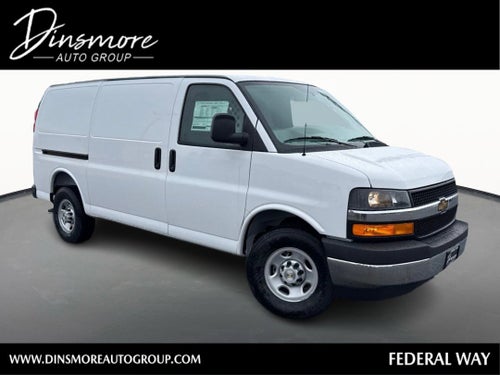 2025 Chevrolet Express Cargo WT