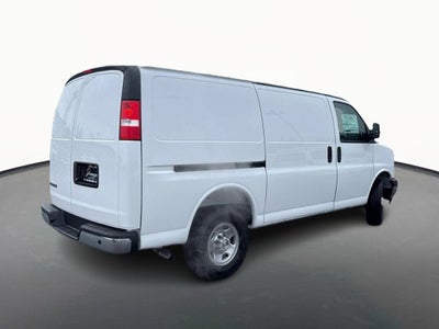 2025 Chevrolet Express Cargo WT