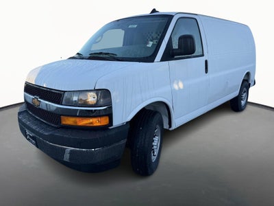 2025 Chevrolet Express Cargo WT