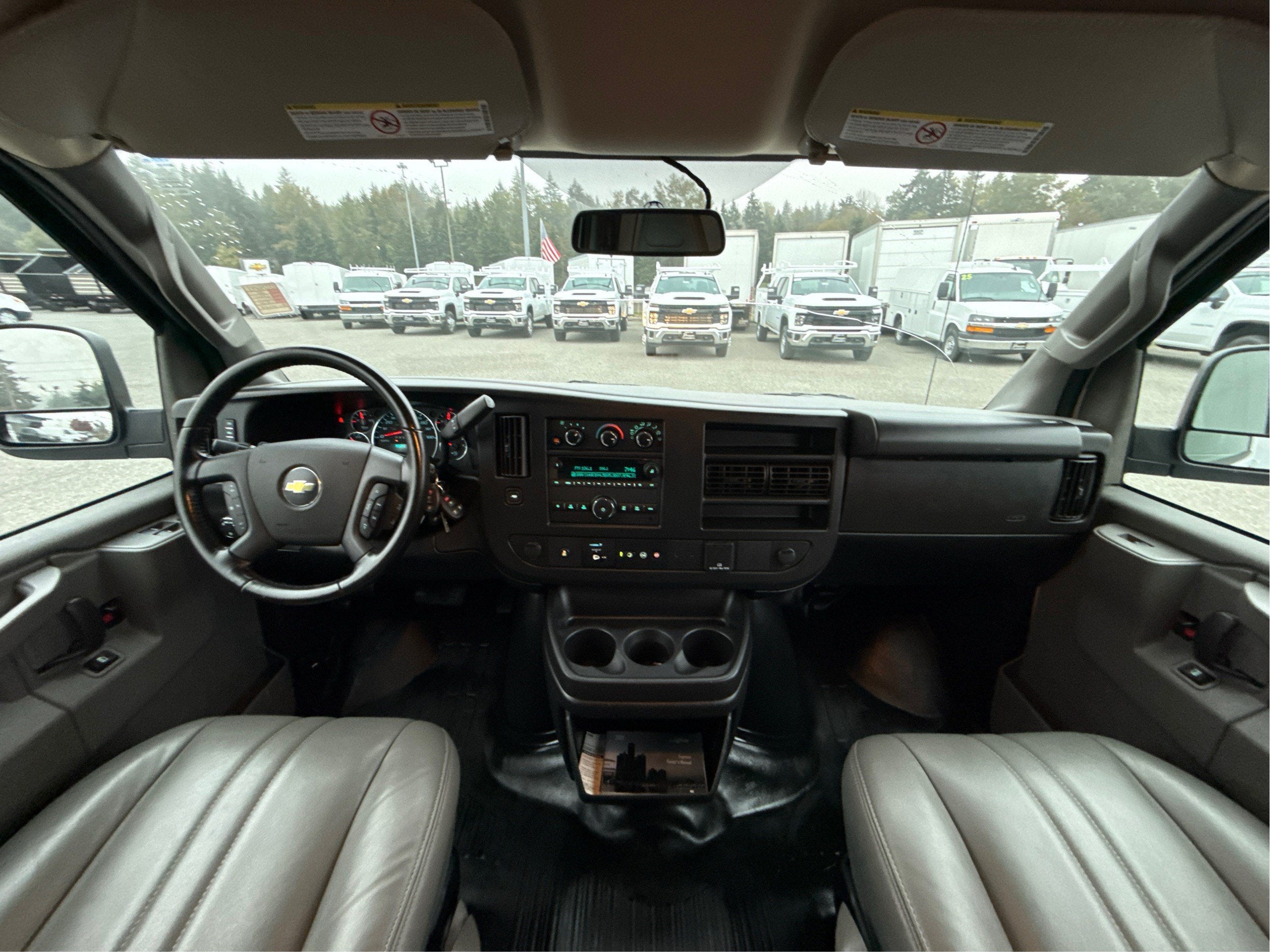 2022 Chevrolet Express Cargo 2500 RWD 2500 Regular Wheelbase WT