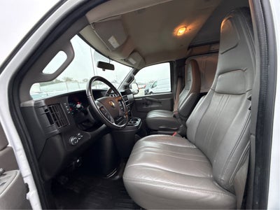 2022 Chevrolet Express Cargo 2500 RWD 2500 Regular Wheelbase WT