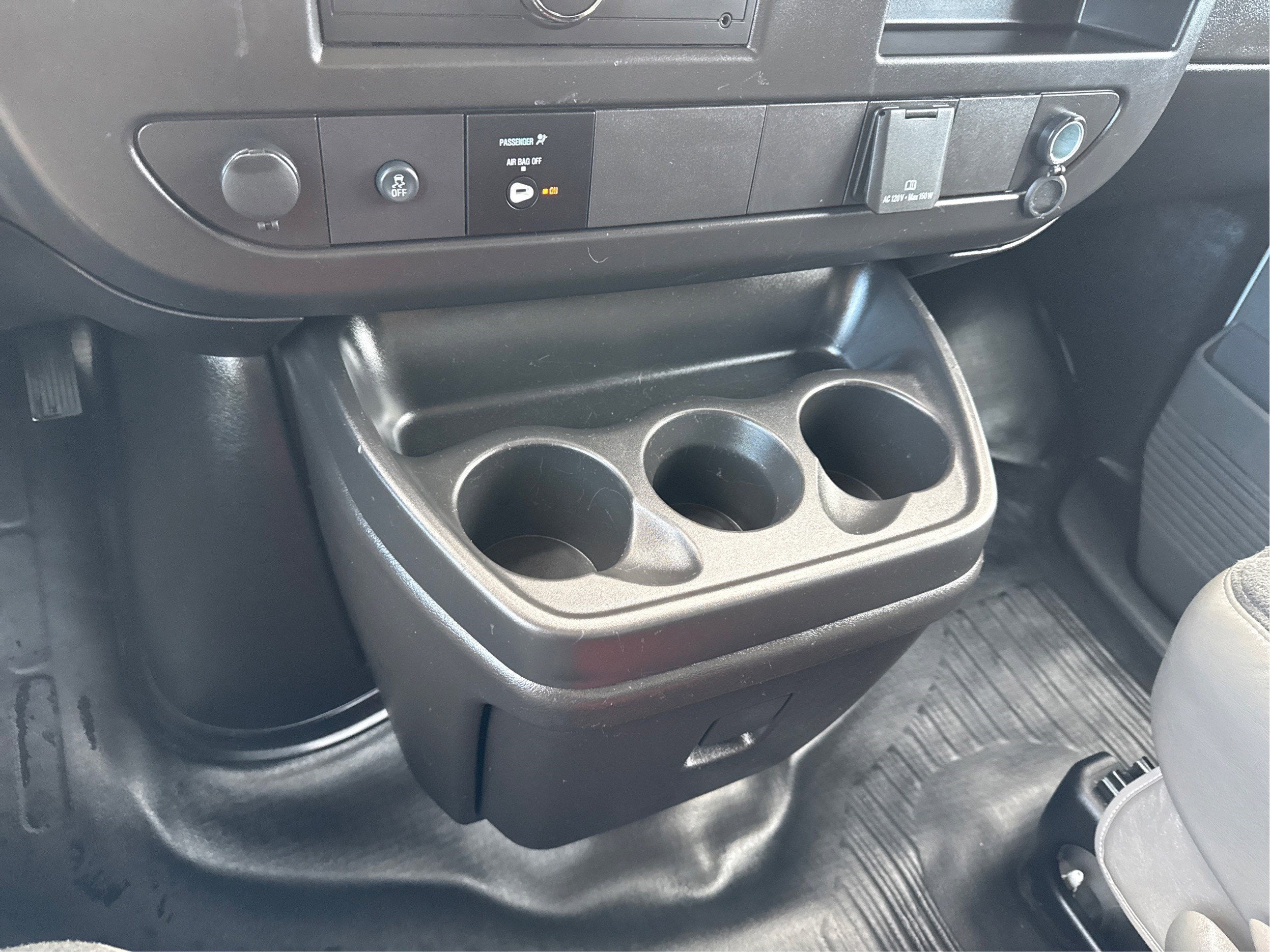 2024 Chevrolet Express Cargo 2500 WT