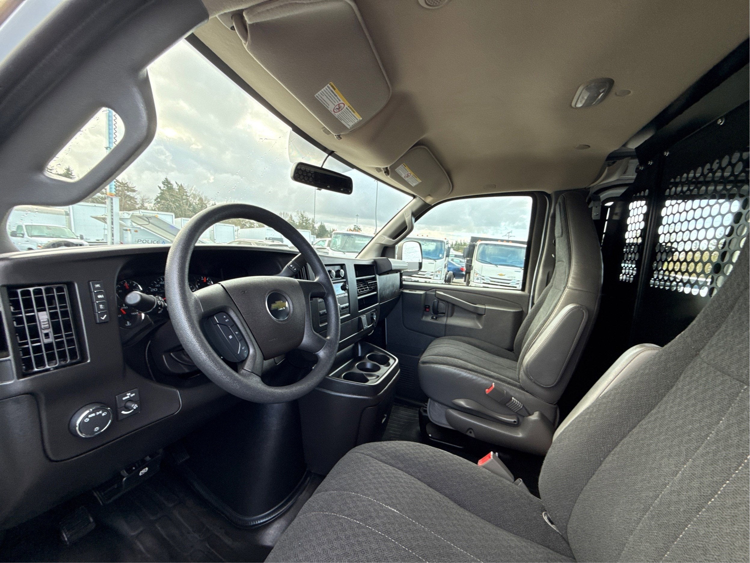 2024 Chevrolet Express Cargo 2500 WT