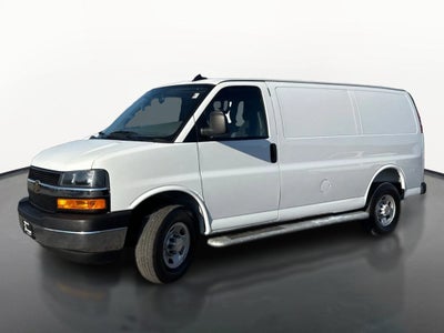 2025 Chevrolet Express Cargo WT