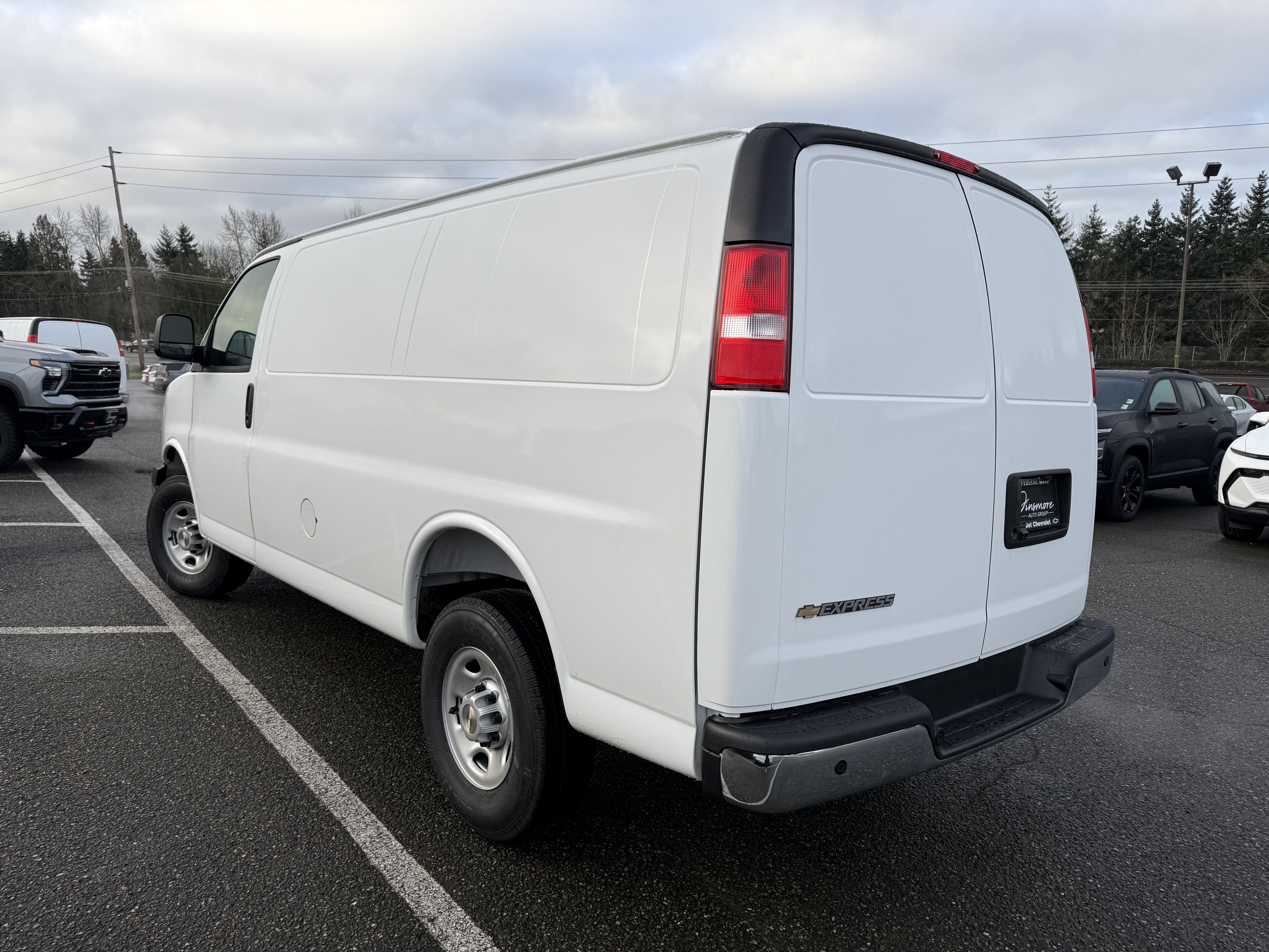 2025 Chevrolet Express Cargo 2500 WT