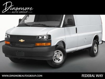 2025 Chevrolet Express Cargo WT