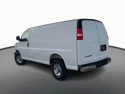 2025 Chevrolet Express Cargo WT