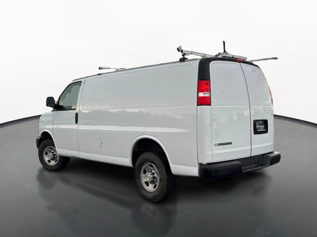 2022 Chevrolet Express Cargo 2500 RWD 2500 Regular Wheelbase WT