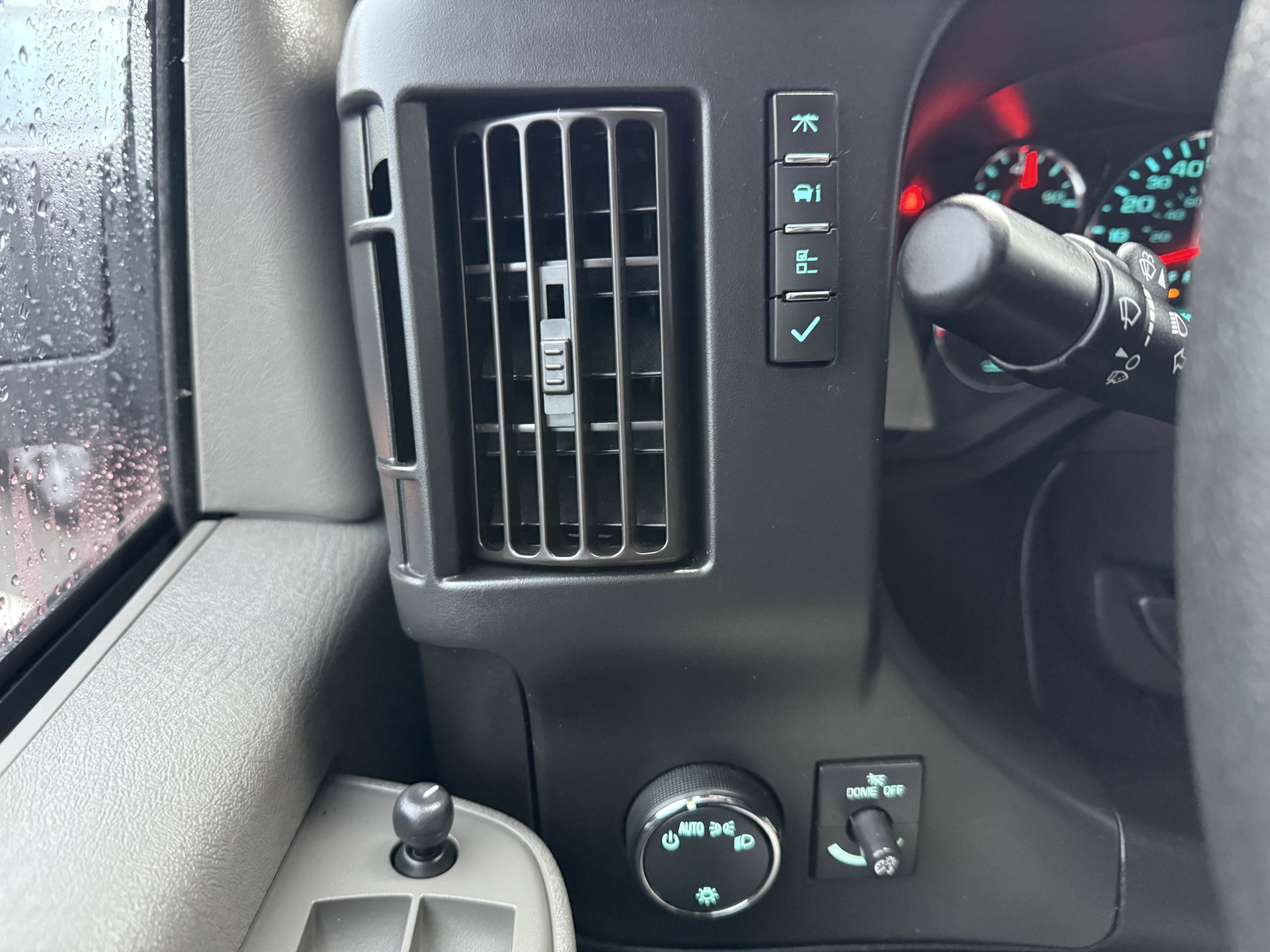 2020 Chevrolet Express Cargo 2500 WT