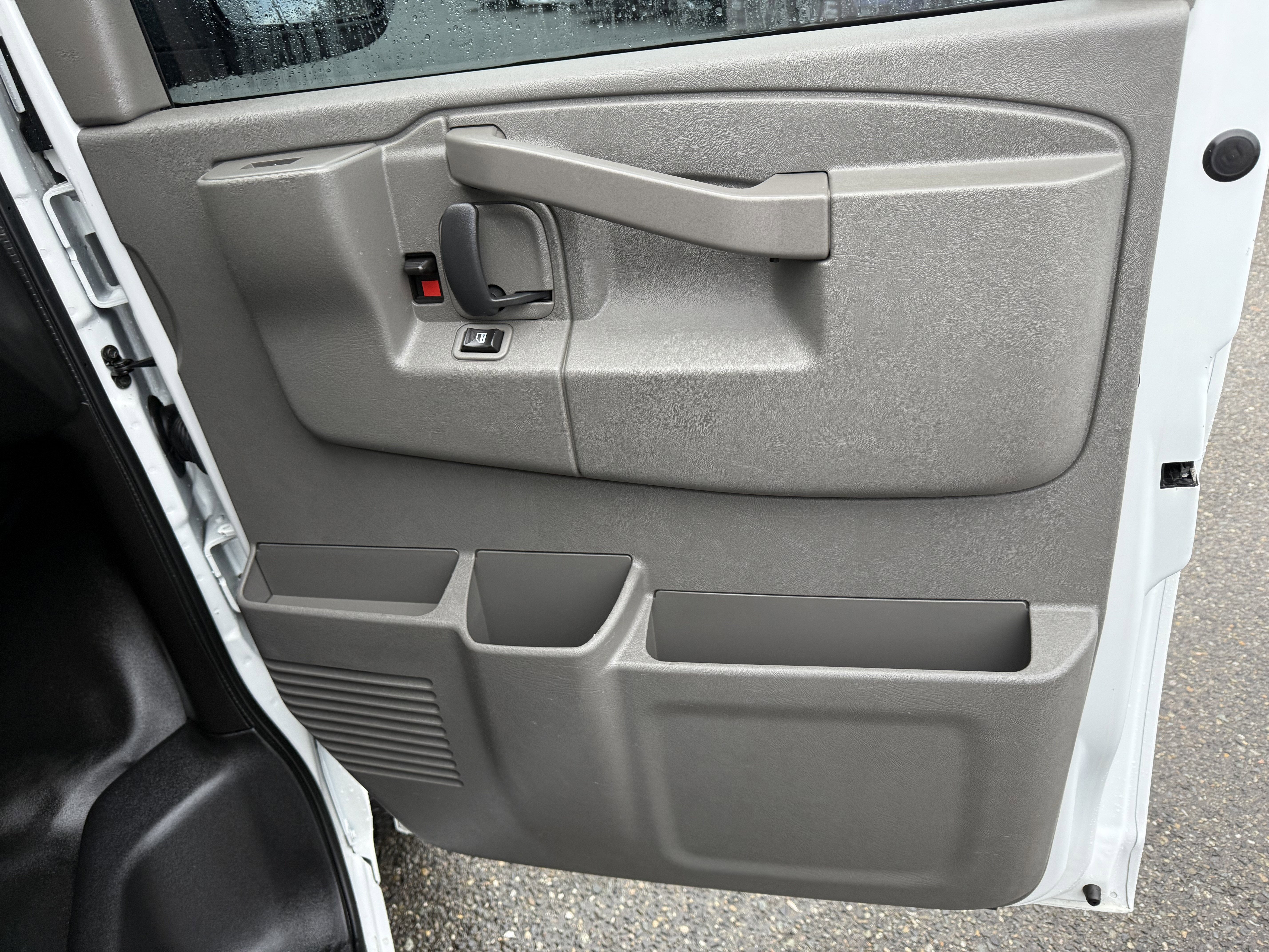 2020 Chevrolet Express Cargo 2500 WT