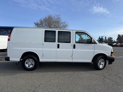 2022 Chevrolet Express Cargo 2500 WT