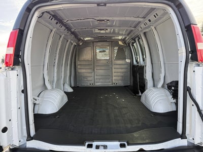 2022 Chevrolet Express Cargo 2500 WT