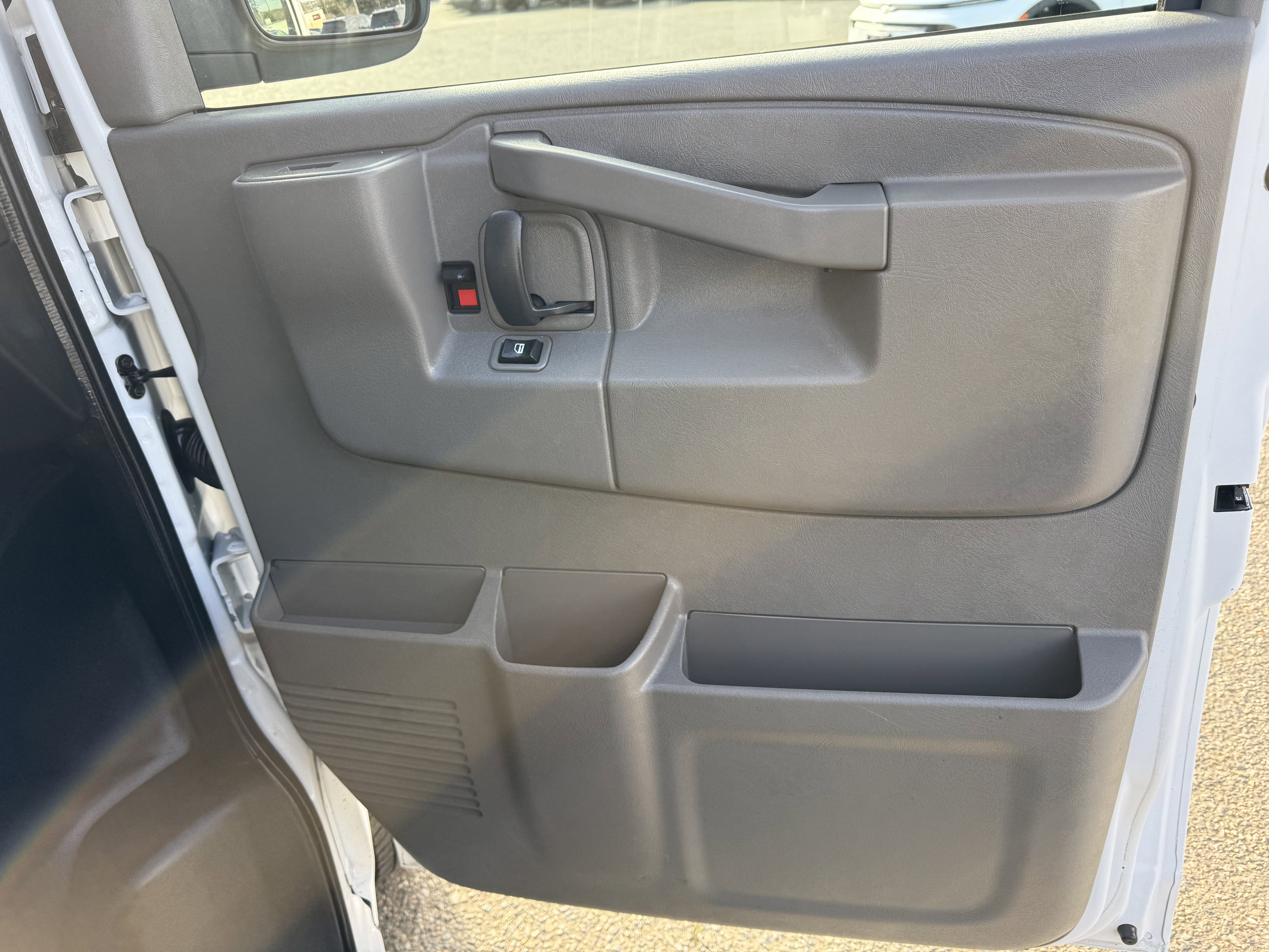 2022 Chevrolet Express Cargo 2500 WT