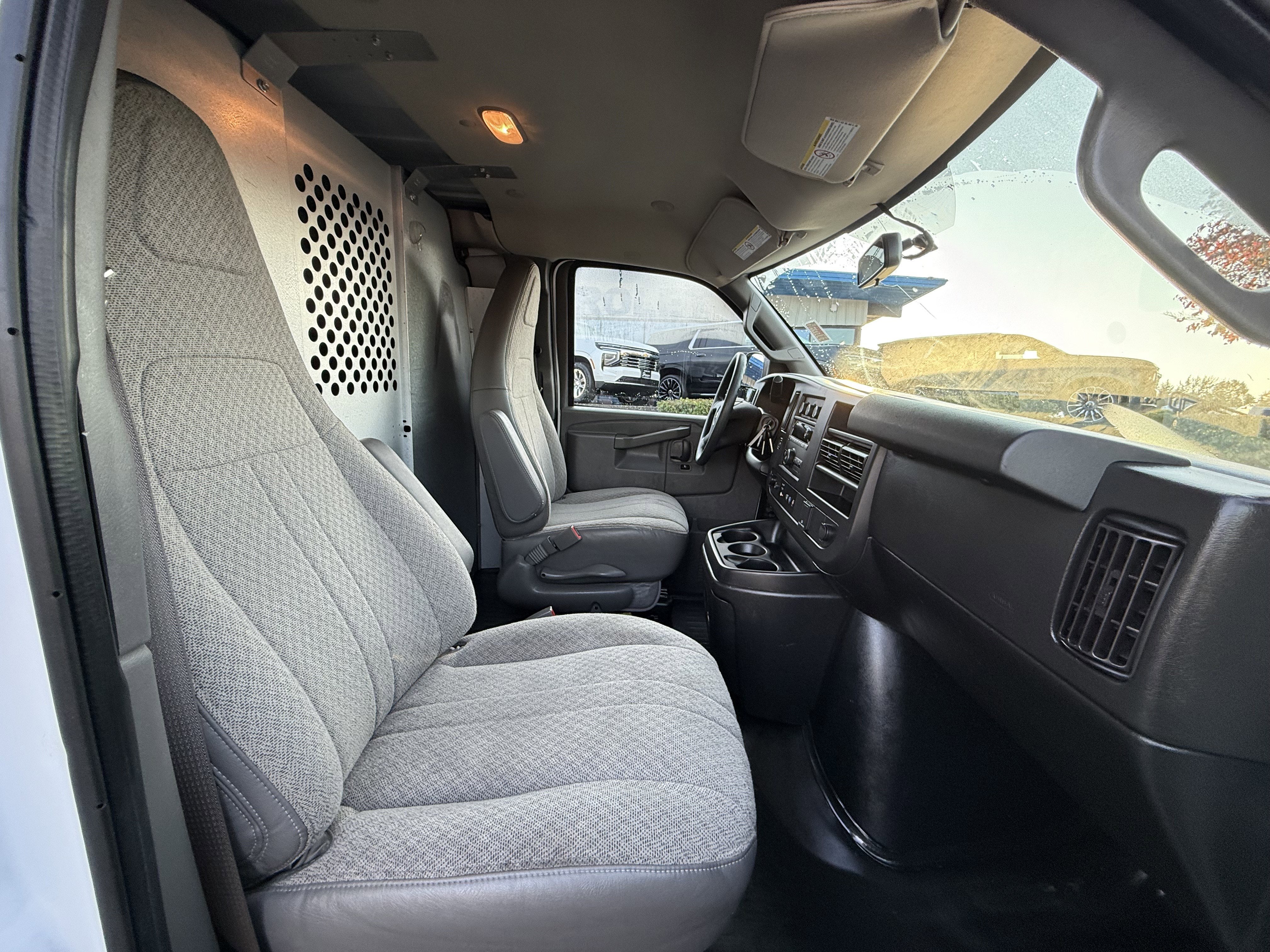 2021 Chevrolet Express Cargo 2500 WT