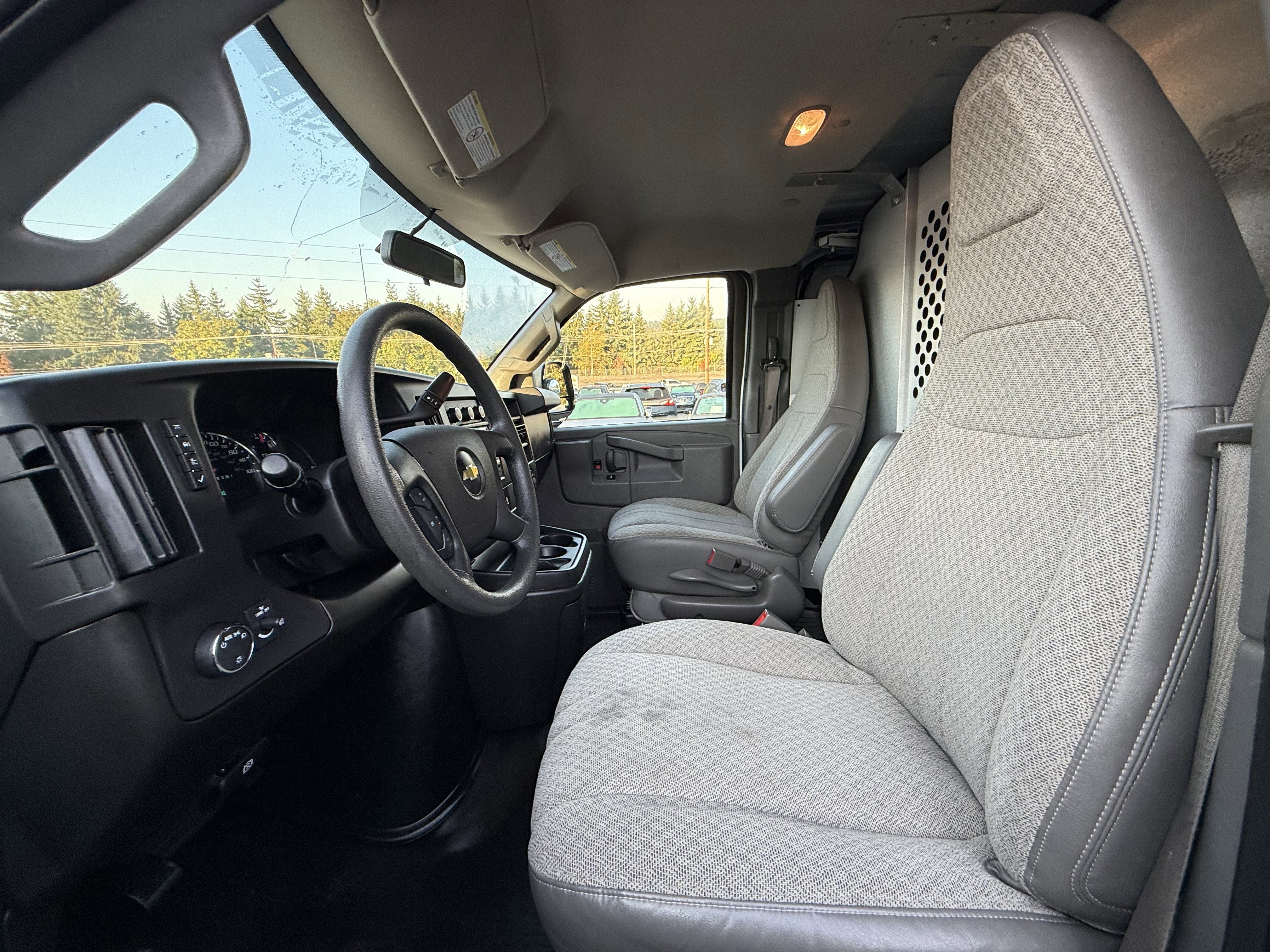 2021 Chevrolet Express Cargo 2500 WT