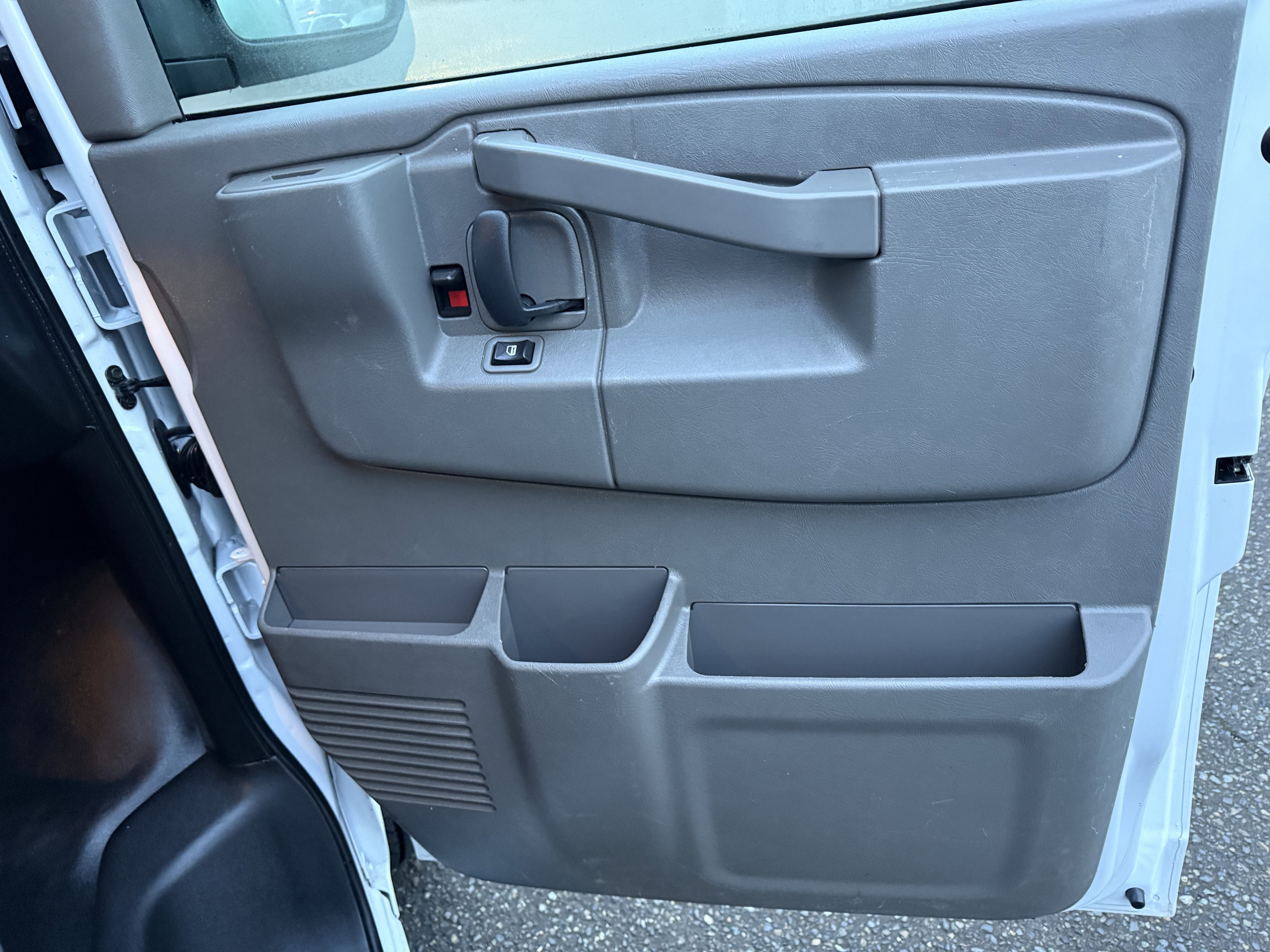 2023 Chevrolet Express Cargo 2500 WT