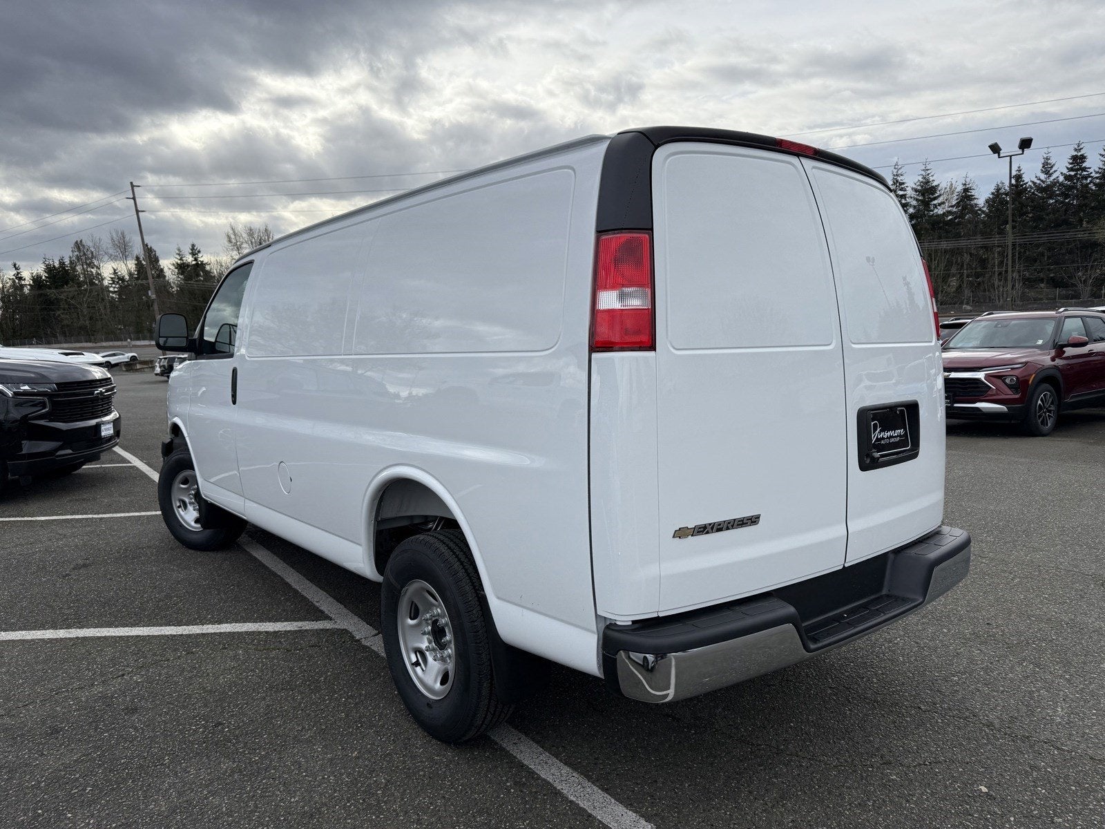 2025 Chevrolet Express Cargo 2500 WT