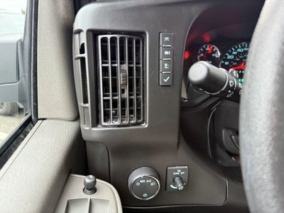 2024 Chevrolet Express Cargo 2500 WT