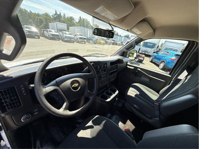 2025 Chevrolet Express Cargo WT